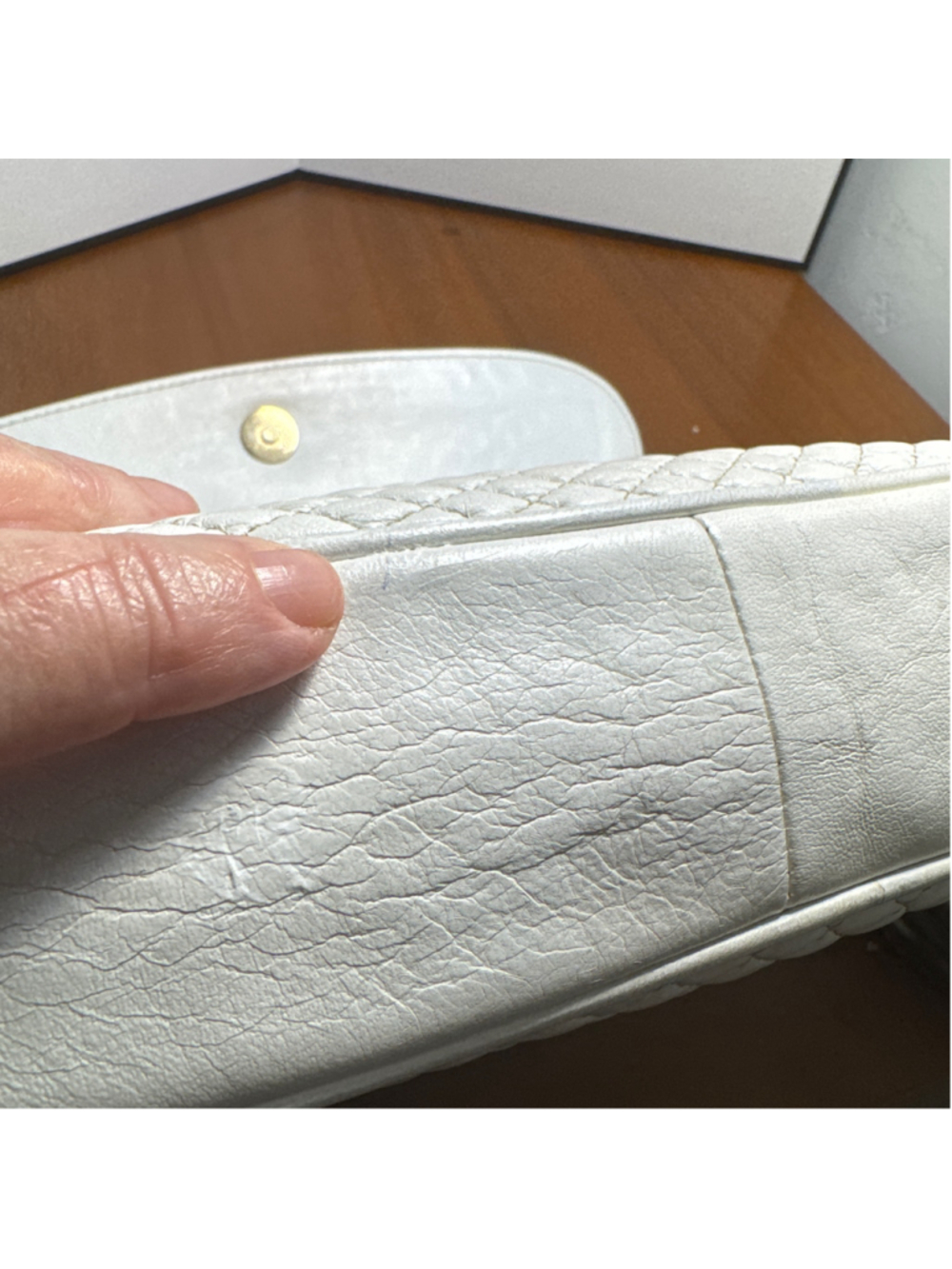 Bally Quilted Shoulder Bag White and Gold - Picture 2 of 9